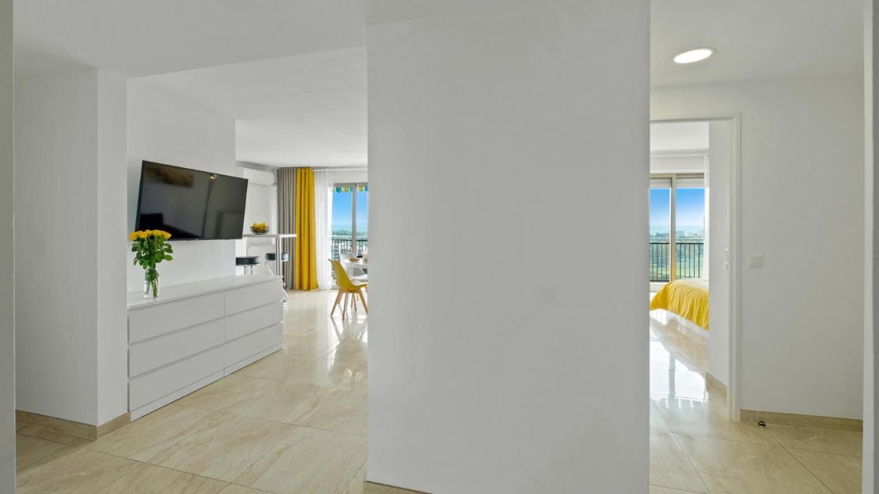 Cannes Marina Appart Hotel Mandelieu Bagian luar foto