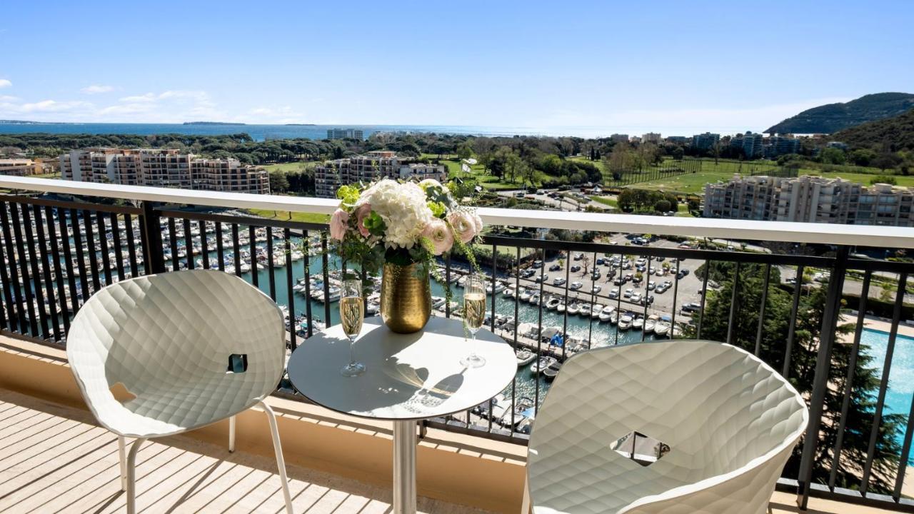 Cannes Marina Appart Hotel Mandelieu Bagian luar foto