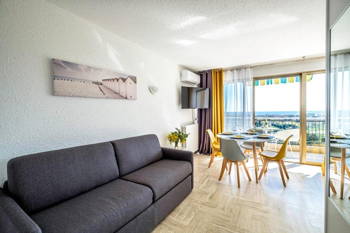 Cannes Marina Appart Hotel Mandelieu Bagian luar foto