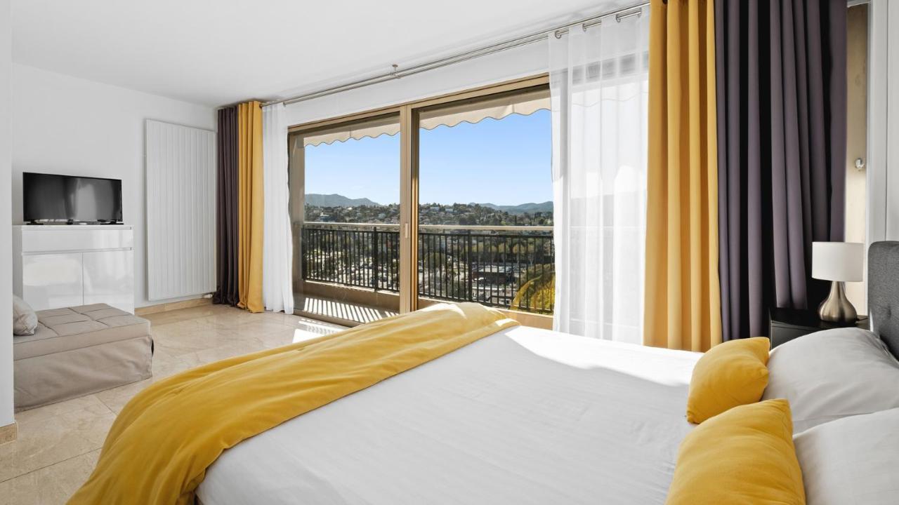 Cannes Marina Appart Hotel Mandelieu Bagian luar foto