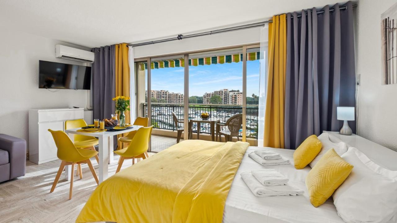 Cannes Marina Appart Hotel Mandelieu Bagian luar foto