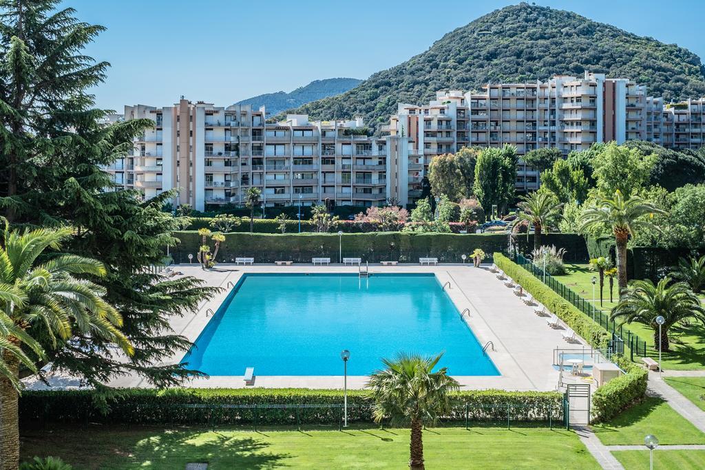 Cannes Marina Appart Hotel Mandelieu Bagian luar foto